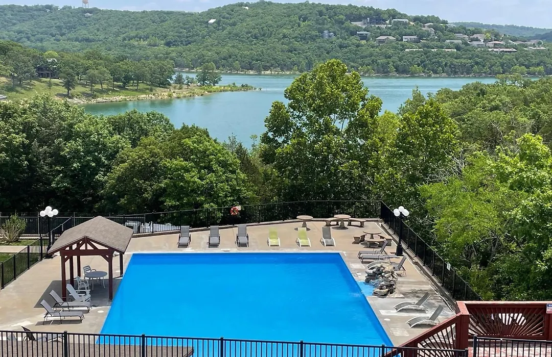 Rockwood Condos On Table Rock Lake With Boat Slips-1