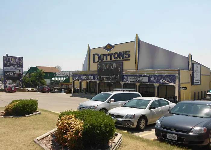 Motel: Dutton Inn